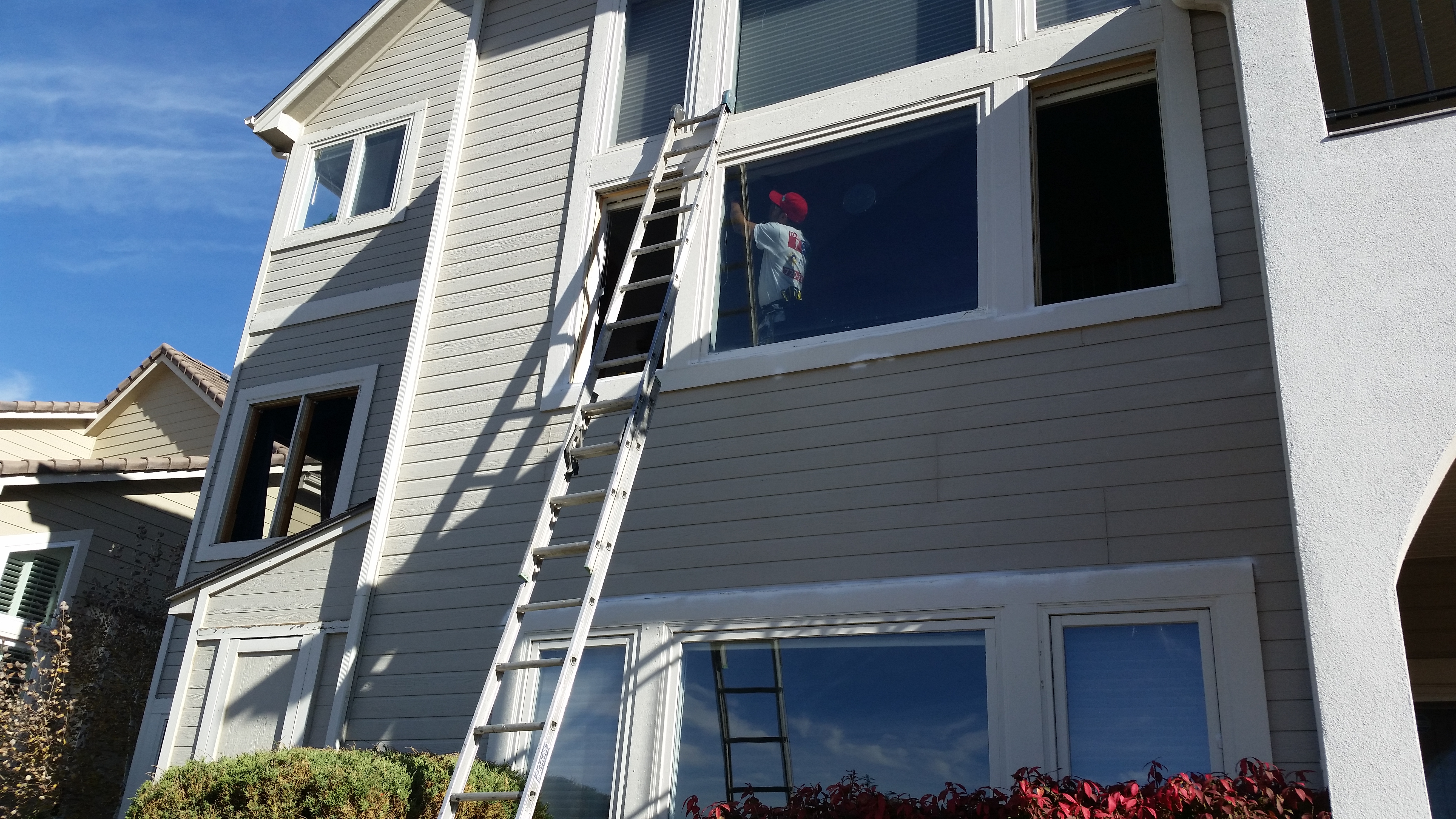 Morrison, CO. Simonton Madeira series vinyl windows color white