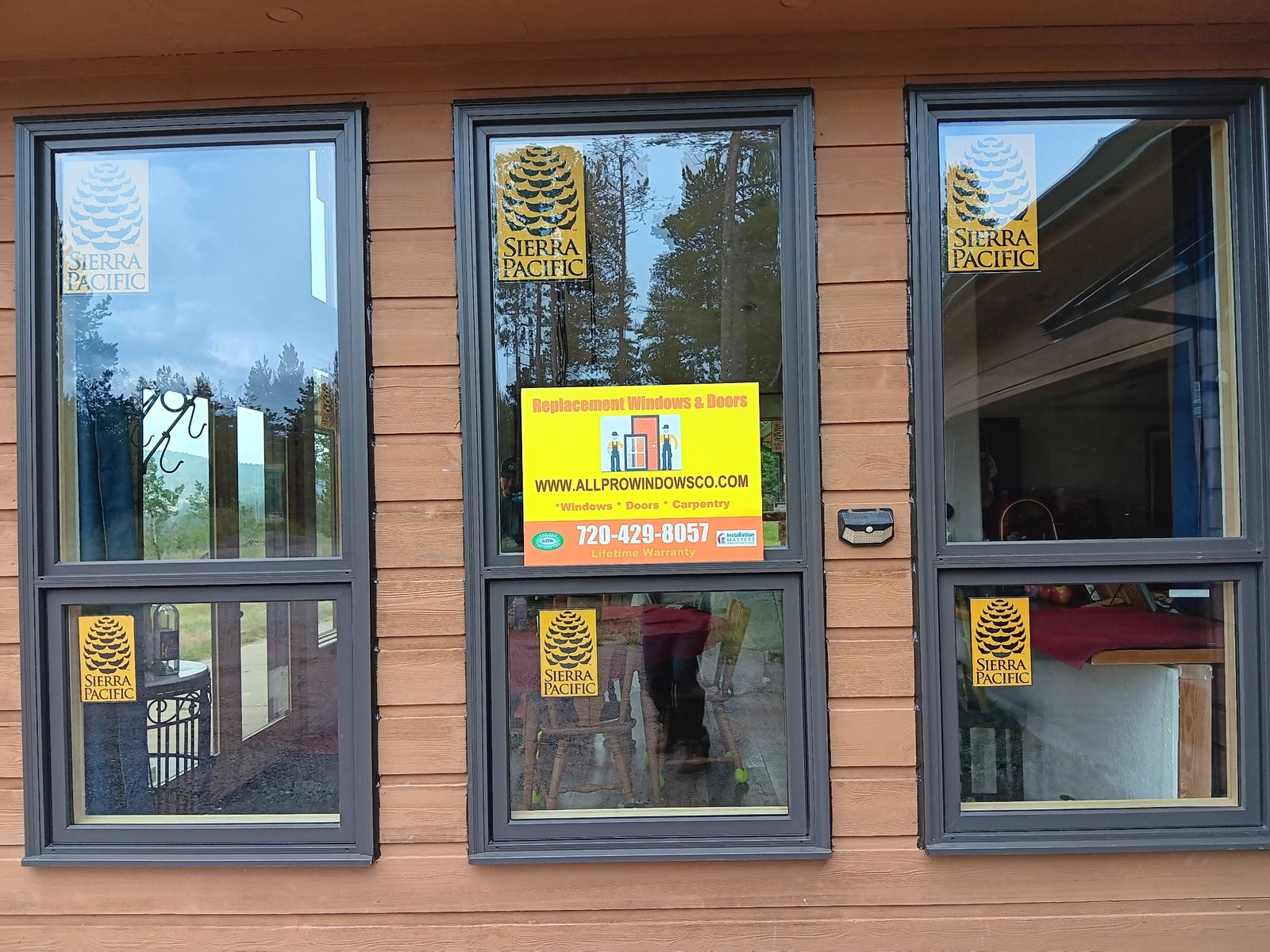 Sierra Pacific H3 Series Hybrid Wood-Clad Bronze Exterior, Pine Interior, Location Conifer, CO
